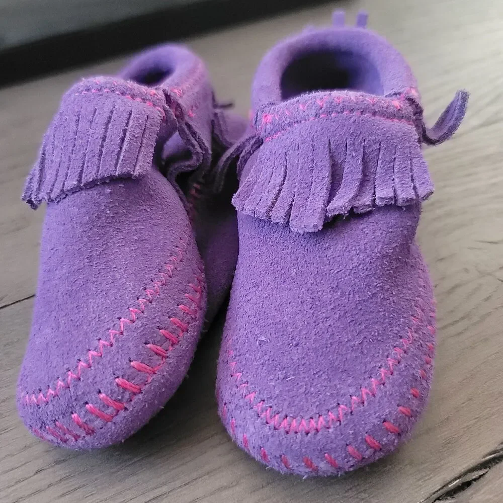 Minnetonka Riley Moccasin Bootie Purple Pink Fringe Leather Toddler SZ 6 Girls